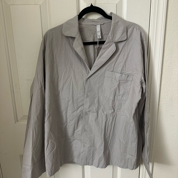 SKIMS Poplin Unisex Sleep Button Up Sleep Top - Picture 2 of 3